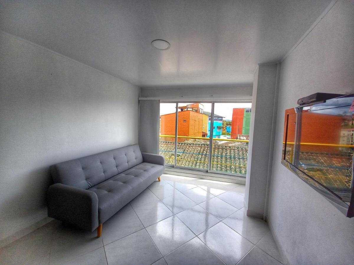 Apartamento Centro Guatape, Parque Y Embalse Eksteriør billede