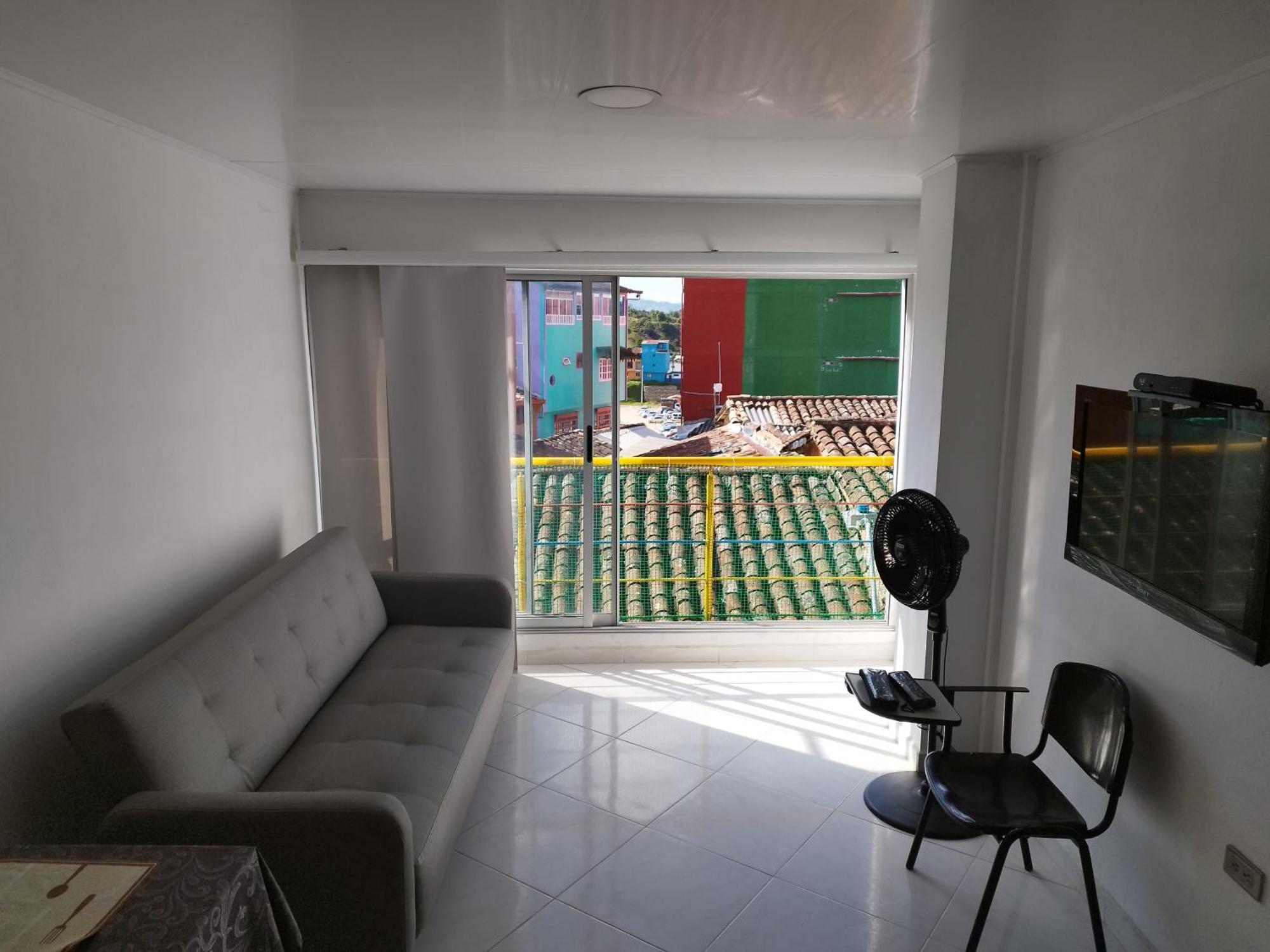 Apartamento Centro Guatape, Parque Y Embalse Eksteriør billede